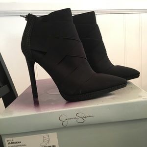 NIB Jessica Simpson Breena booties